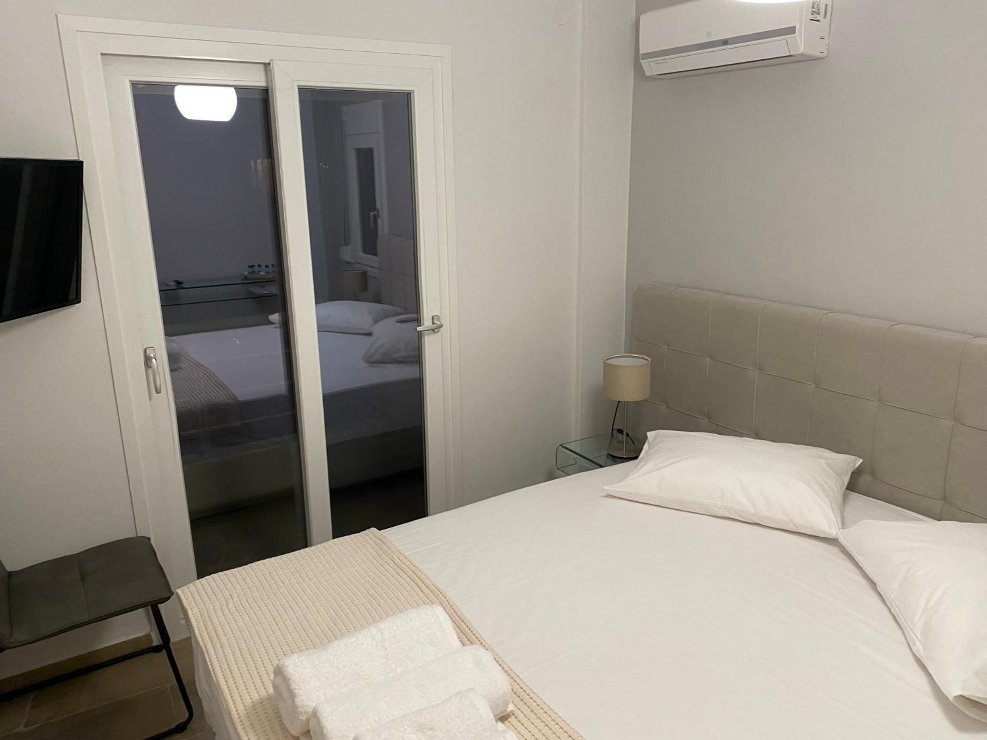 Korelis Apartments Agia Anna  Ngoại thất bức ảnh