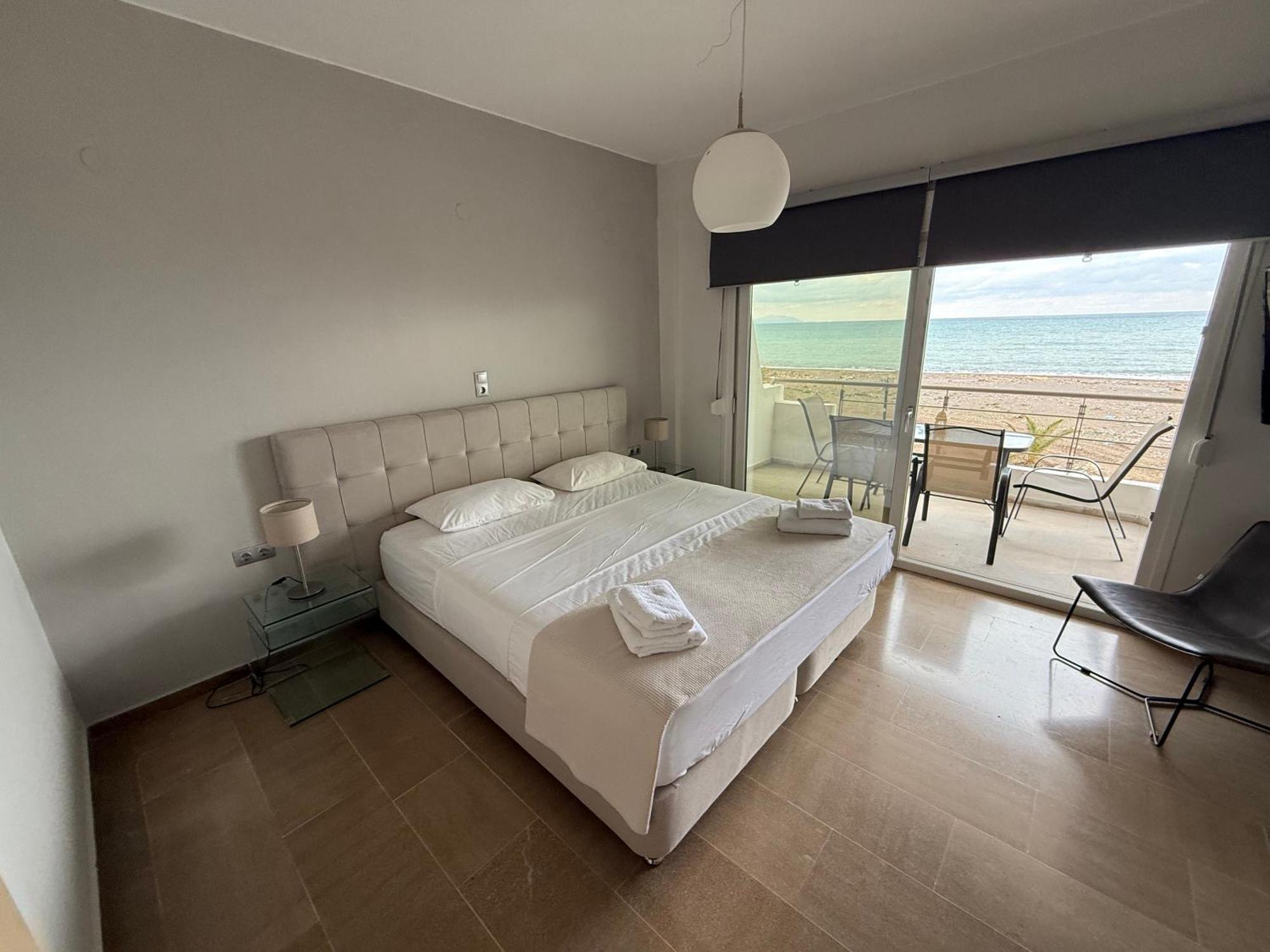 Korelis Apartments Agia Anna  Ngoại thất bức ảnh